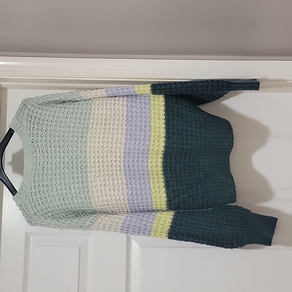 Universal Thread S sweater - Picture 3 of 3